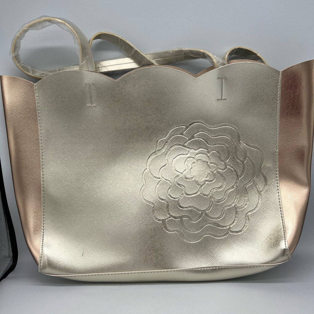 White Diamonds Elizabeth Taylor Metallic Tote Bag